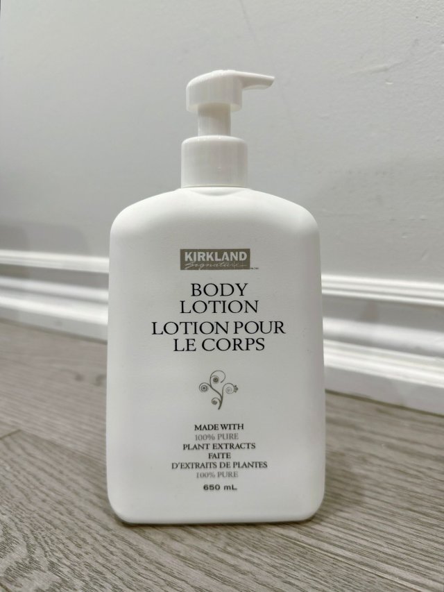 ST1433 Kirkland body lotion 650ml (貨期預10月尾) 🌈RainbowSweetie🌈