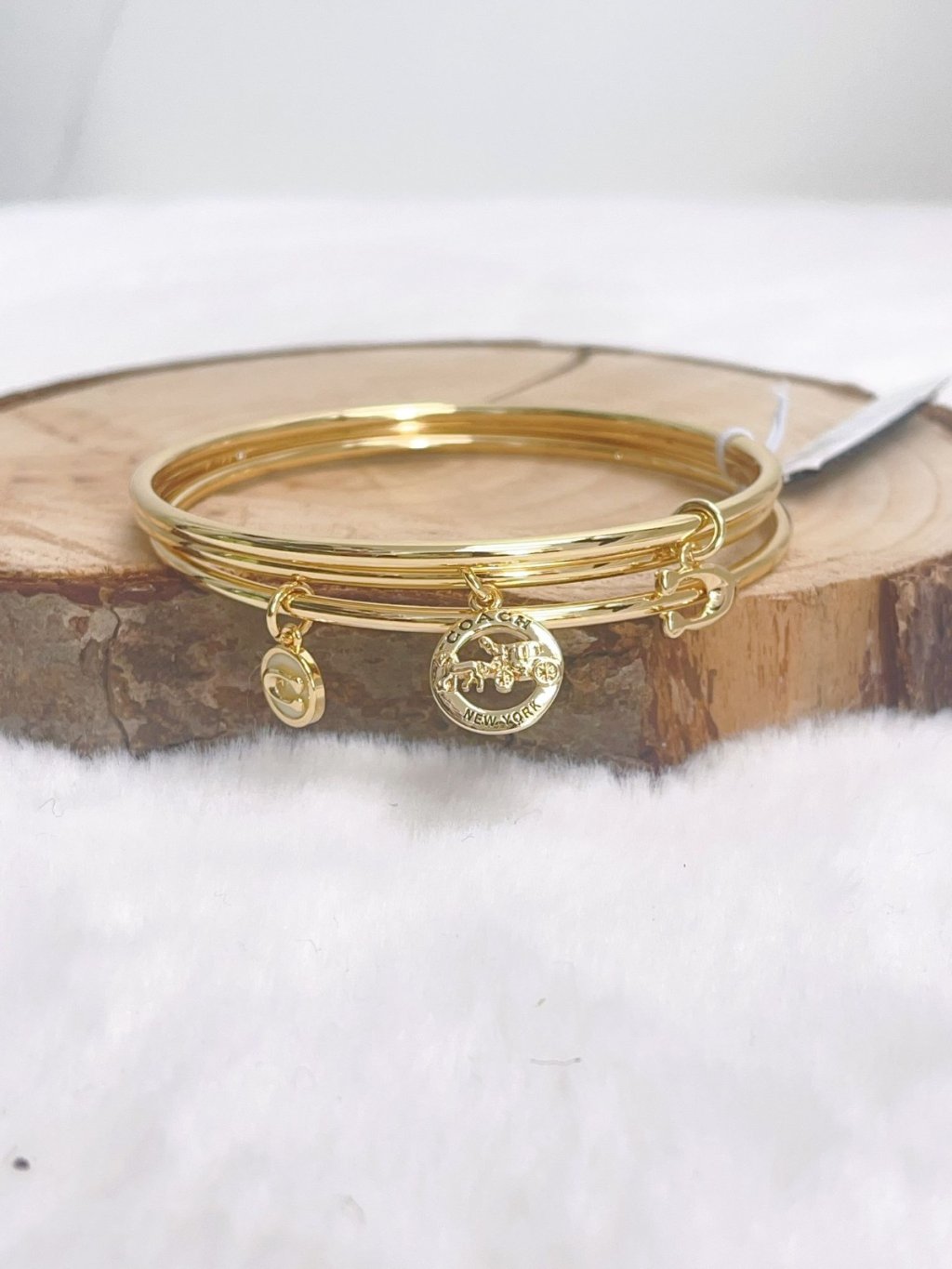 Horse and carriage bangle Clearance