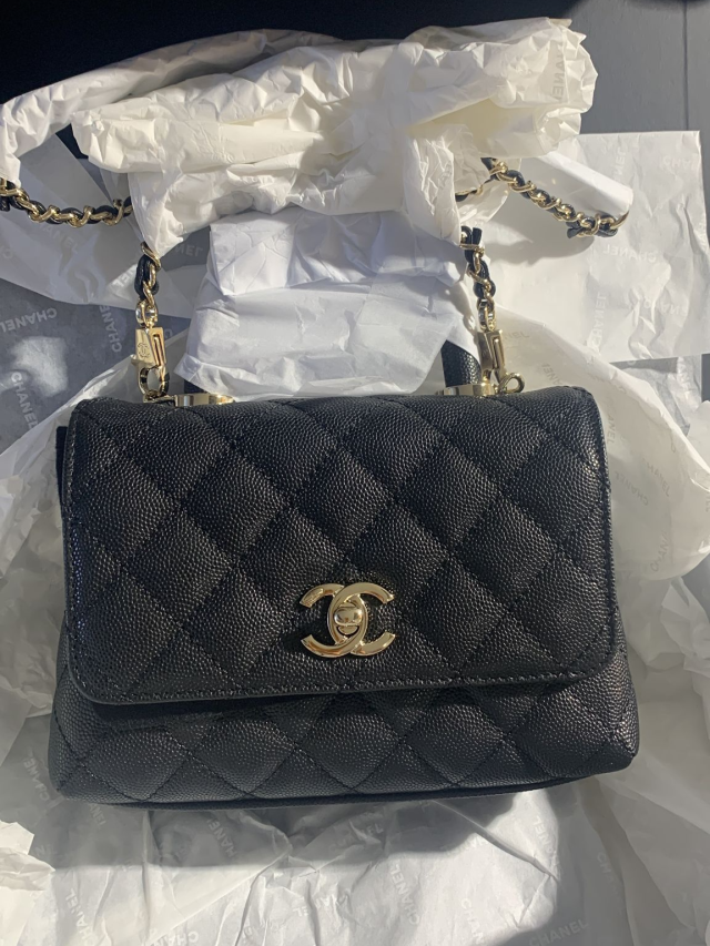 Chanel Mini Coco Handle AS2215 MLuxury