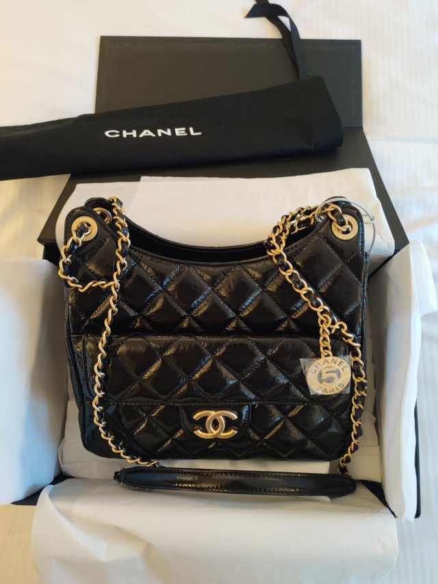Chanel Hobo Handbag AS3690 MLuxury